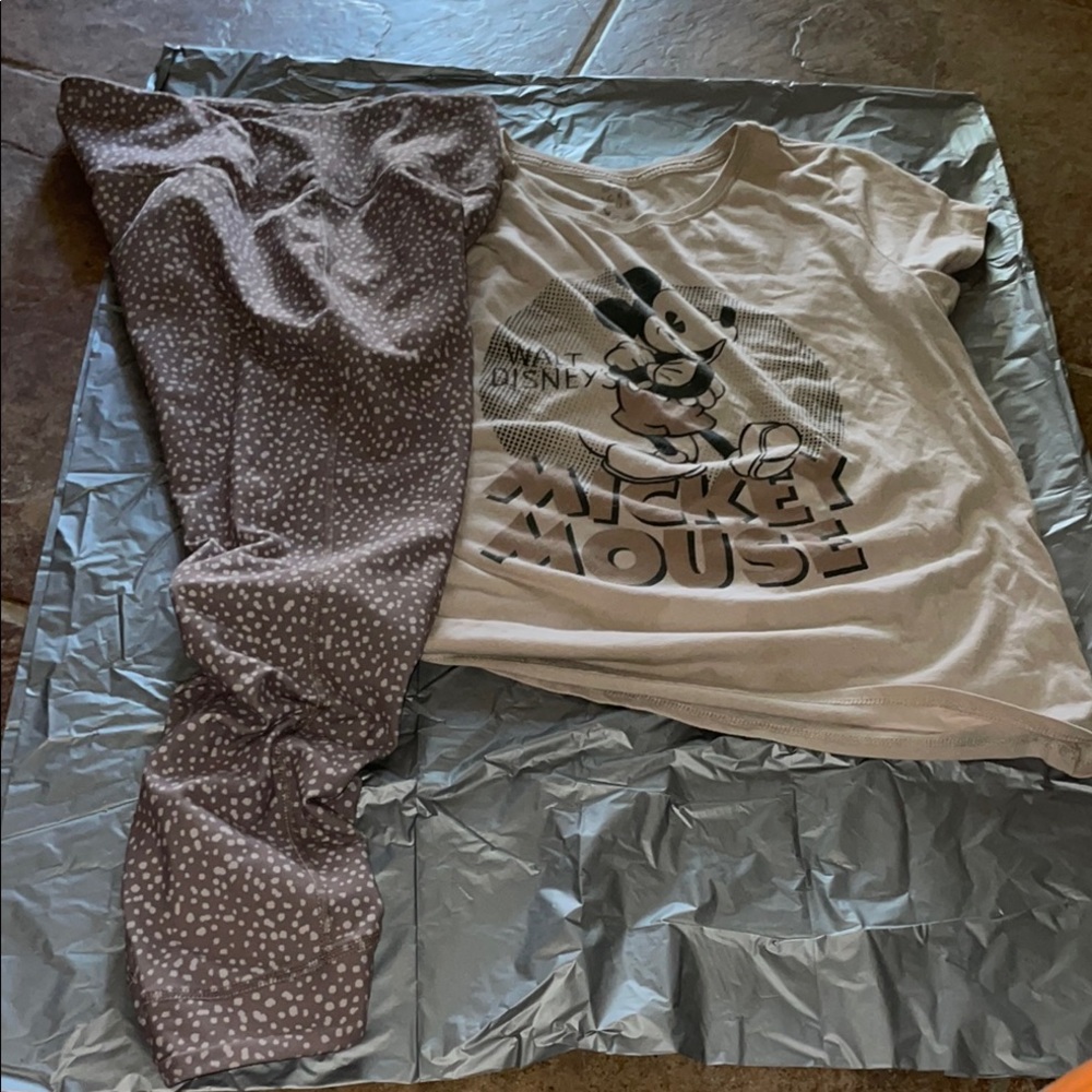 Disney Mickey Mouse T-Shirt and Polka Dot Pants Set